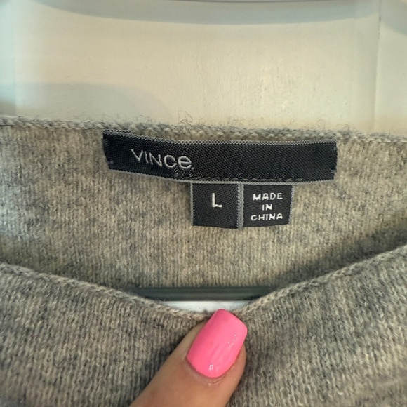 Vince Wool Cashmere geometric Colorblock Sweater 45668 - Picture 5 of 10